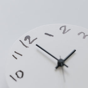 《お一人さま2点限り》' About ' wall clock  Yuki MIKAMI × 岩㟢紙器