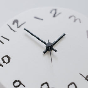《お一人さま2点限り》' About ' wall clock  Yuki MIKAMI × 岩㟢紙器